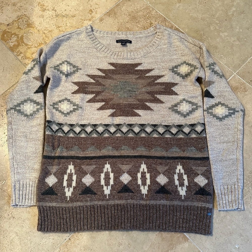 American Eagle Sweater